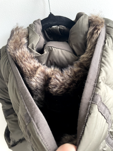 ATHLETA Olive Long Line Removeable Hood Down Filled Puffa Vest Sz S EUC - Picture 5 of 8
