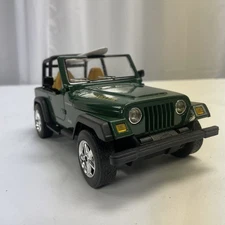 1/18 Solido Club Series #9010 Jeep Wrangler, Green No Box Loose