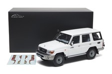 Almost Real Toyota Land Cruiser 76 2017 1:18 ALM870103