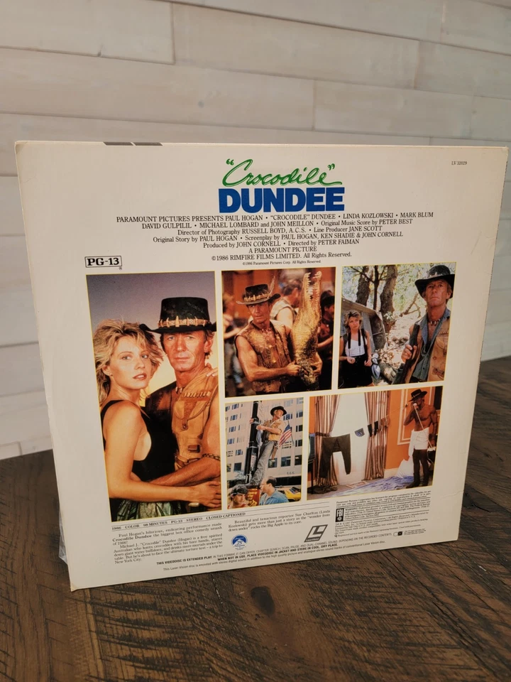 Crocodile Dundee Laserdisc LD Paul Hogan VG+ Clean, 1986 - Image 3 of 4