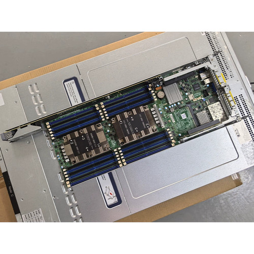 Supermicro 2029BT-HNTR Server 24X2.5"(16*NVME)/ 8X Intel 6140 18Core/1T RAM - Picture 2 of 3