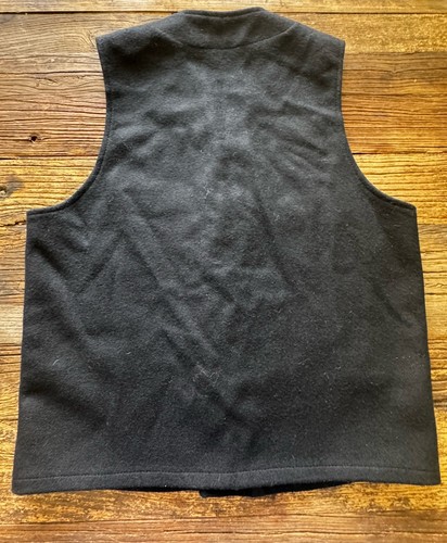 FILSON MACKINAW WOOL VEST NAVY BLUE MENS M Made in USA Workwear Outdoors $299 - Picture 9 of 14