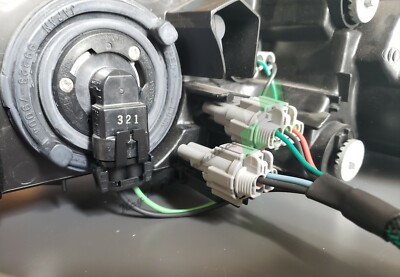 Adaptador De Arneses Faros Halógenos Nissan 240SX S13 A Silvia S15 | Plug And Play | Key'd Performance