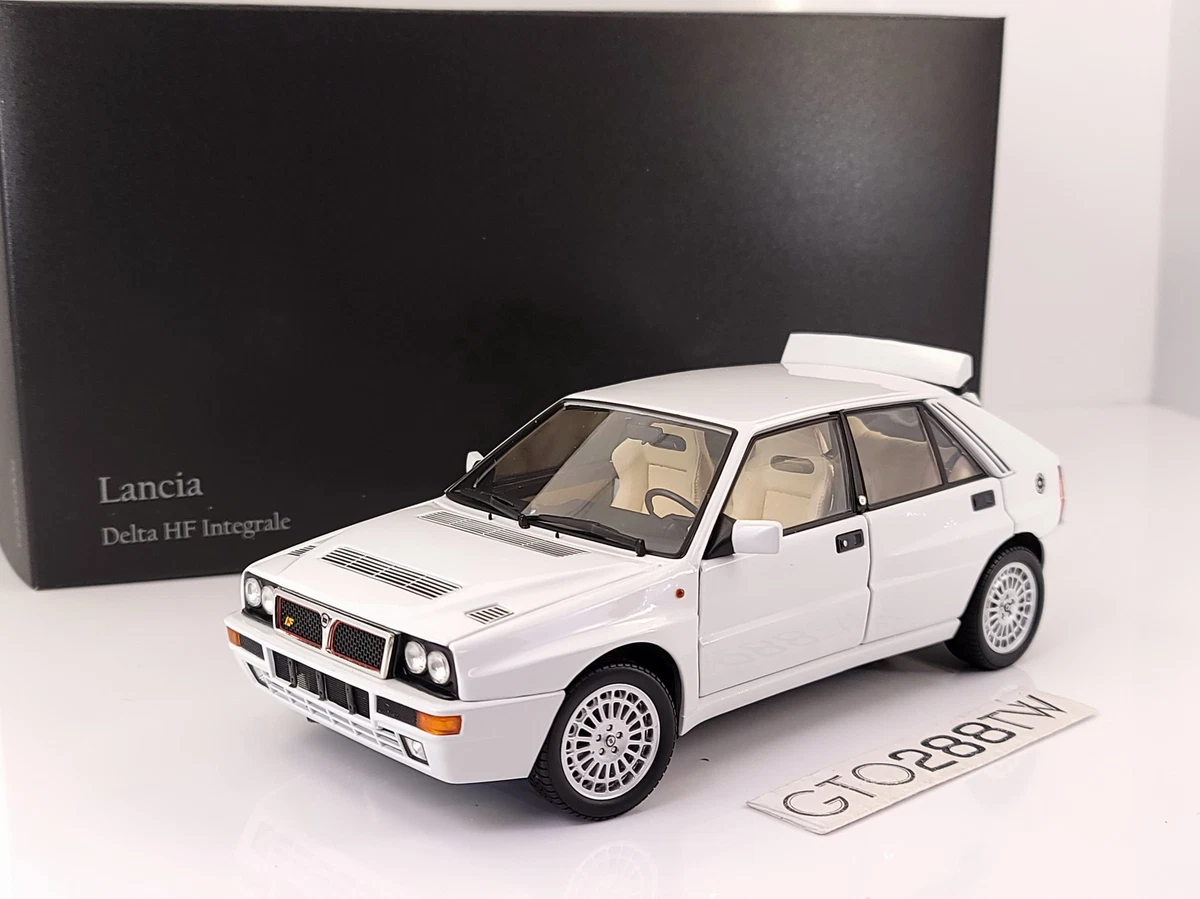 KYOSHO 1:18 LANCIA DELTA HF INTEGRALE