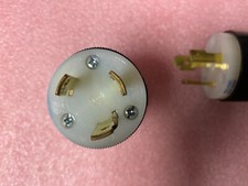 HBL2621 - Hubbell 2P3W 30A 250V AC Twist-Lock Male Plugs with 3 wires option 