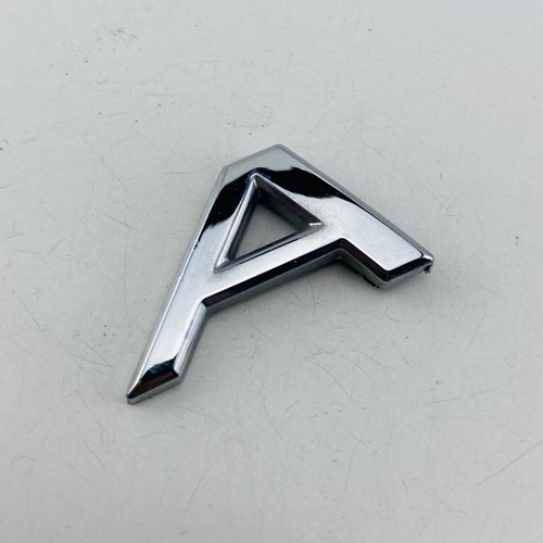 07 08 09 10 Hyundai Elantra Emblem Badge Letter Logo Trunk Rear Chrome OEM E4A-2