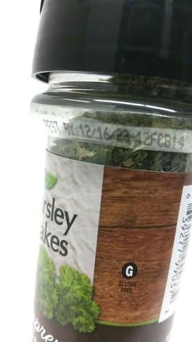 12 Bottles X Supreme Tradition Pure Parsley Flakes 0.49 oz Ea sealed - Picture 4 of 5