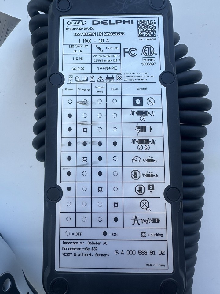 Mercedes Benz EQS EQB EV Charger OEM Home Charging PlugIn Cable Cord