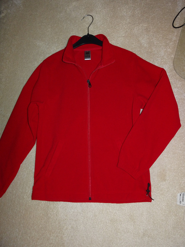 Trigema Fleece Jacke rot Gr. 152 wie Damen Gr. 34 ungetragen