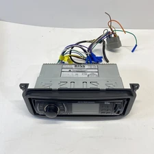 Boss 612UA MP3/Flash Card/Digital Media Receiver (No CD) /USB In DashReceiver