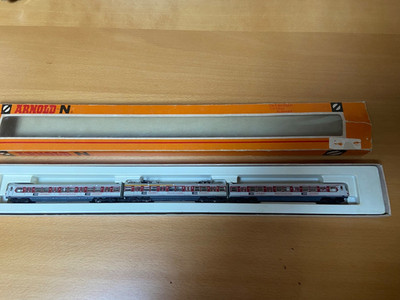 ARNOLD S-BAHN 3-TEILIG MIT WERBUNG AEG SPUR N, GLEICH ROCO MINITRIX