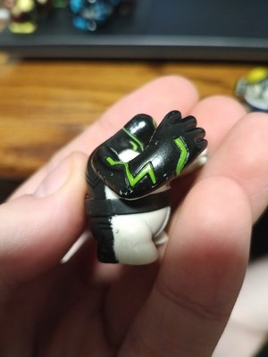 Ben 10 Upgrade Sumo Slammers Mini Action Figure Toy Ben Ten Bandai