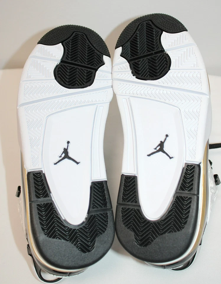 (NUEVO/SIN USAR) Jordan Dub Zero (TALLA:9) (Negro/Metálico-Dorado-Blanco)(311046-005) Foto 4 de 4