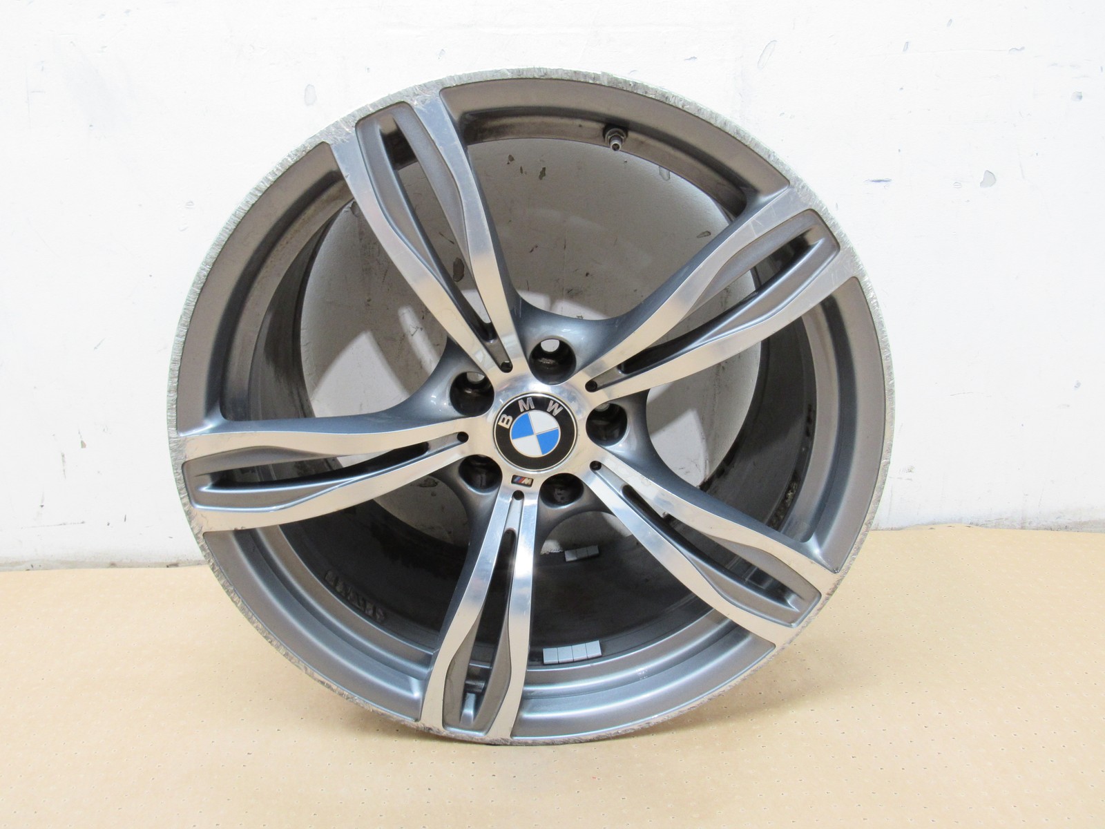 BMW M6 F13 2014 Wheel Rim 5 Double Spoke 20 Inch 20 x 10.5 12-18 |