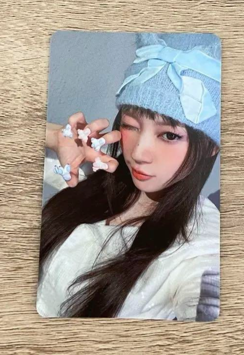ILLIT MOKA bomb STUDIO CHOOM Photocard PC Photo card Tradingcard