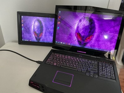 Alienware M17X R2 Windows 7 gaming laptop; i7-M620 2.67Ghz 6GB RAM