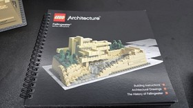 LEGO ARCHITECTURE - FALLINGWATER 21005 COMPLETE WITH ORIGINAL MANUAL AND BOX