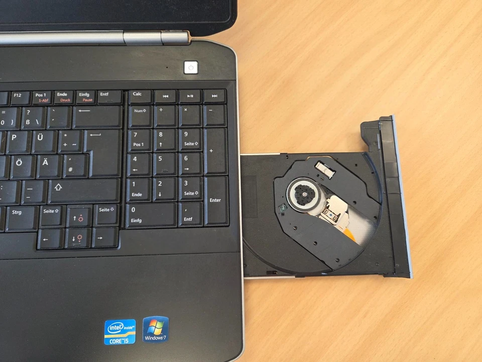 Dell Latitude E5520 · i5-2550M · 16GB · 250GB, Foto 2 von 5