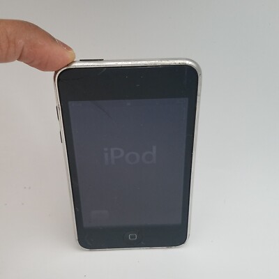 Apple iPod Touch 3rd Generation A1318 - 32GB - Black and Silver