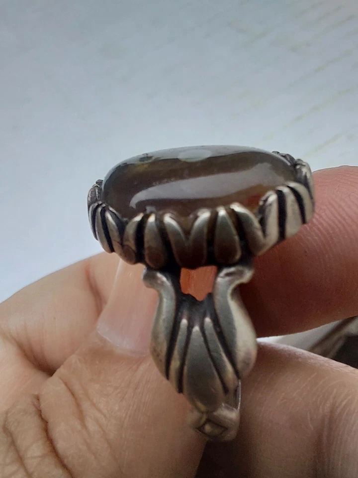 Anillo de plata ágata marrón Aqeeq protección mal ojo yemení vintage talla EE. UU. 8,75 Foto 2 de 4