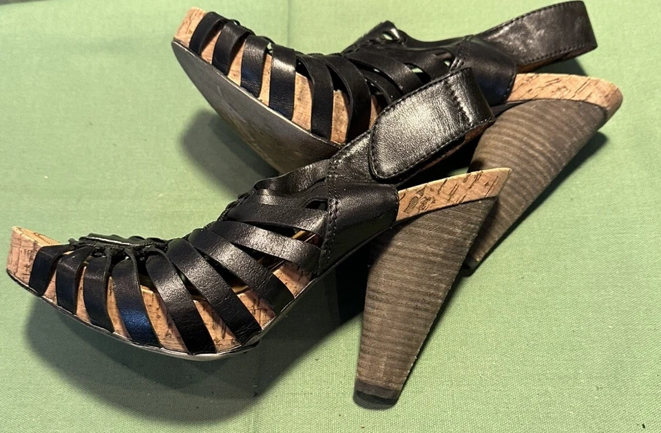 MISS SIXTY Sandalia Negra Tacón Bomba EE. UU. 9 UE 39.5 Boho Hippie Club Dance Core Foto 4 de 4