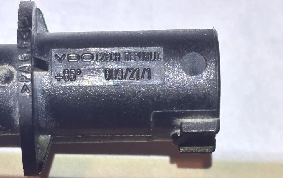 Sensor y conector de temperatura del aire ambiente Freightliner Mercedes Smart (probado) Foto 3 de 4