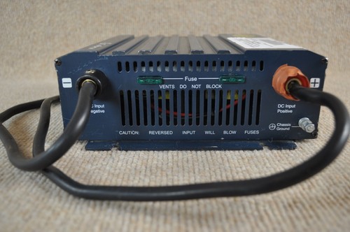 Cobra HG-PI-500 HighGear 500W Continuous DC to AC Power Inverter (1000W Peak) - Picture 5 of 8