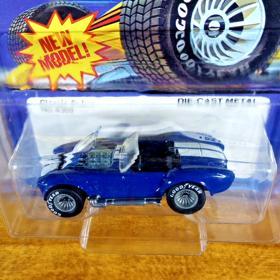 Hot Wheels Real Riders Classic Cobra 427 Shelby Blue Gray