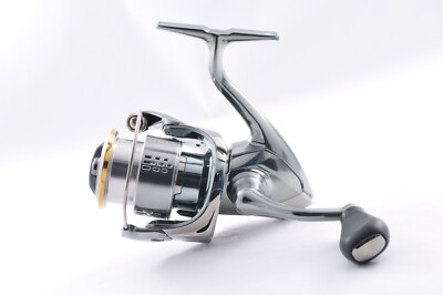 Shimano 18 Stella C2500SXG Spinning Fishing Reel Near Mint