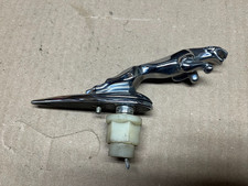 00-08 Jaguar S-type X-type 2000 - 2008 Leaping Cat Hood Ornament Oem