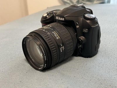 Nikon D50  (6.1MP) Digitalkamera (Ohne Objektiv)