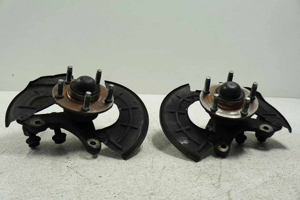 GT 1996-2004 4,6 L OEM Ford Mustang husillos delanteros dirección 5 orejetas 96-04 Foto 2 de 4