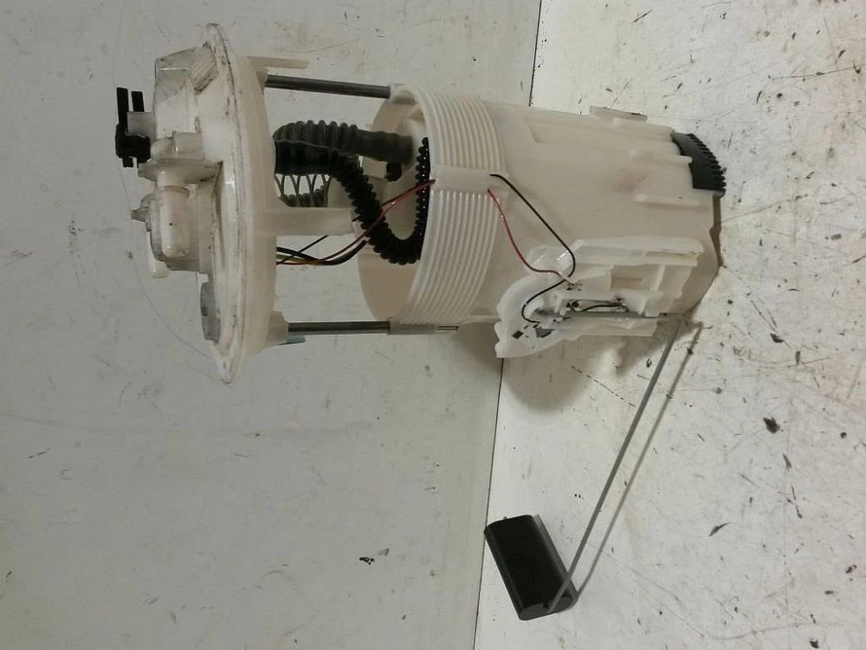 BOMBA DE COMBUSTIBLE C Renault Kangoo/Grand Kangoo (KW) 172027726R - Imagen 2 de 4