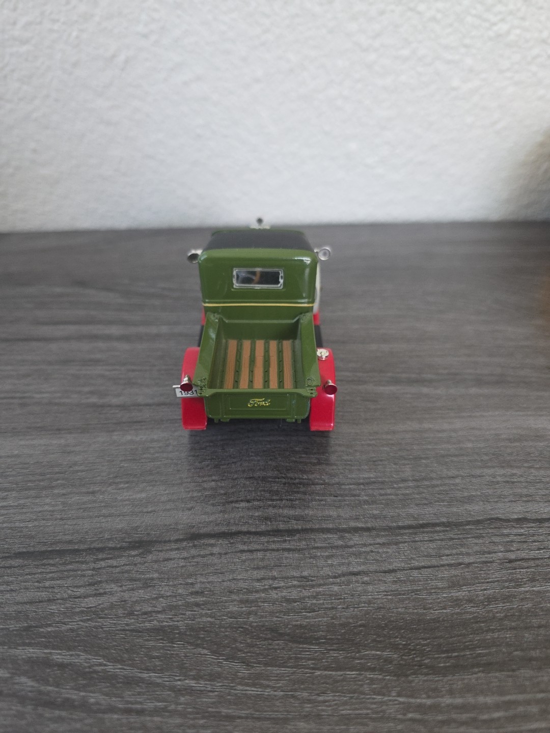Picture 4 of 5