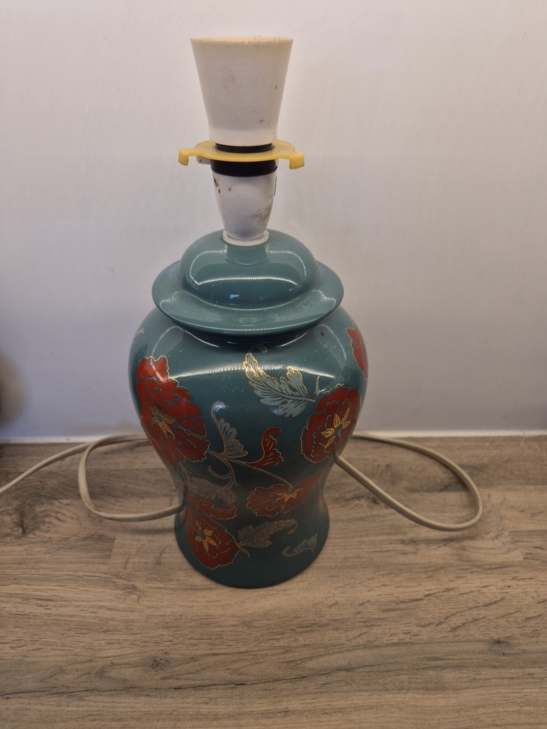 Vintage Japanese Style Painted Green Ceramic Table Lamp 13" Tall Working