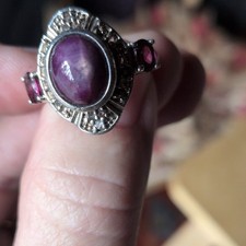 925 Sterling Silver Ring with Oval Star Ruby  Ruby Side Stones Size 7 Signed