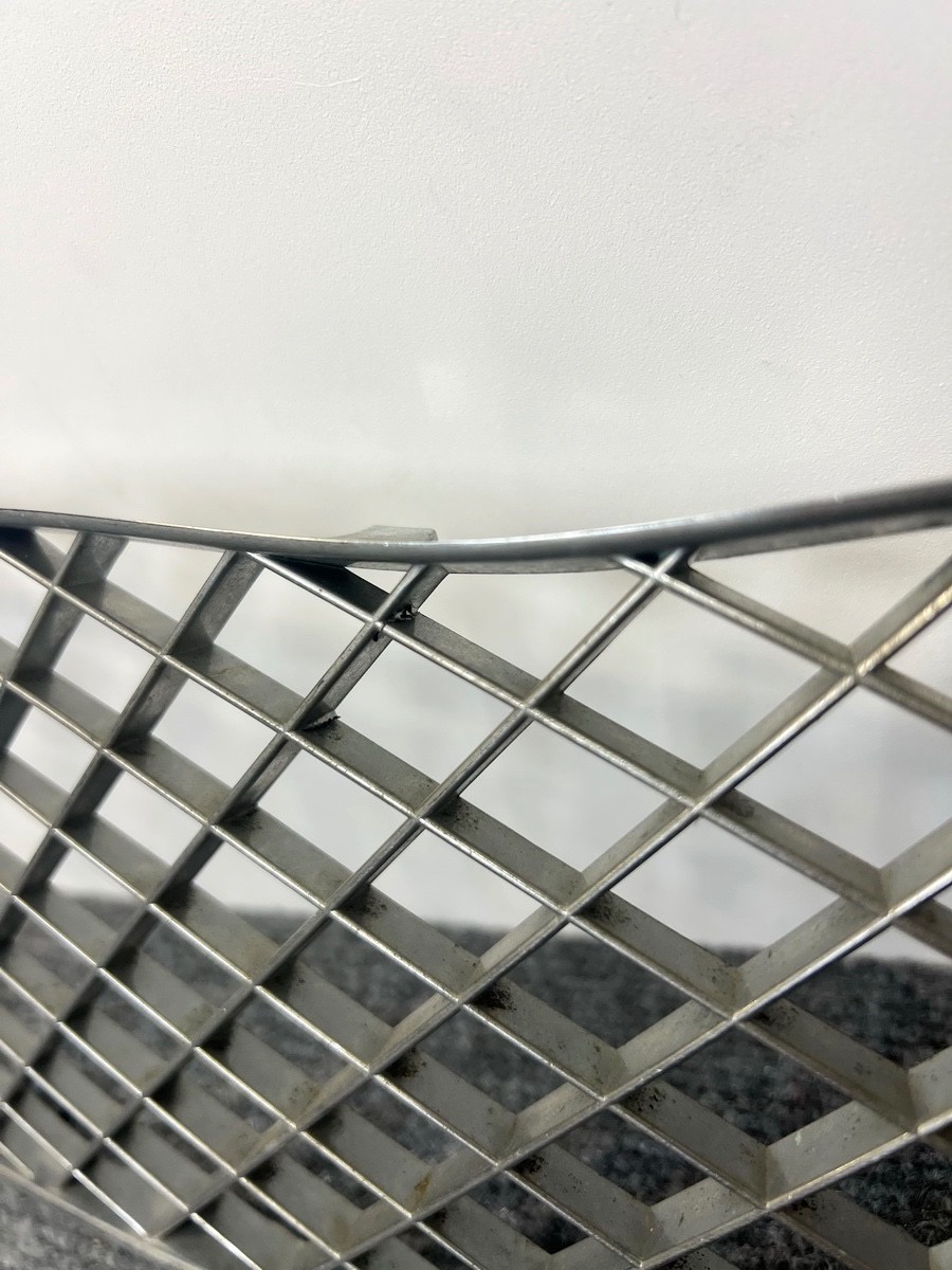 06-12 BENTLEY FLYING SPUR FRONT LEFT DRIVER SIDE BUMPER CENTER GRILLE COVER OEM