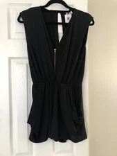 TRN Black Romper Pockets And Zipper