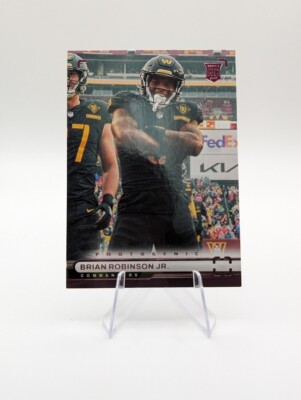 Brian Robinson Jr. 2022 Panini Chronicles Photogenic Pink RC #PH-32 Commanders