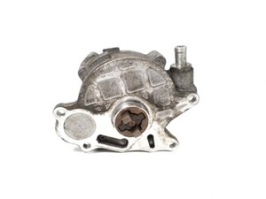 Volkswagen Passat B6 2010 Vakuumpumpe 03L145100F