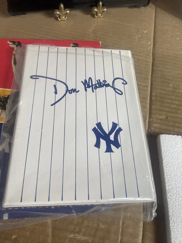 Don Mattingly Baseball Card Kit Talking Baseball Card Set With Binder 1989 CMC