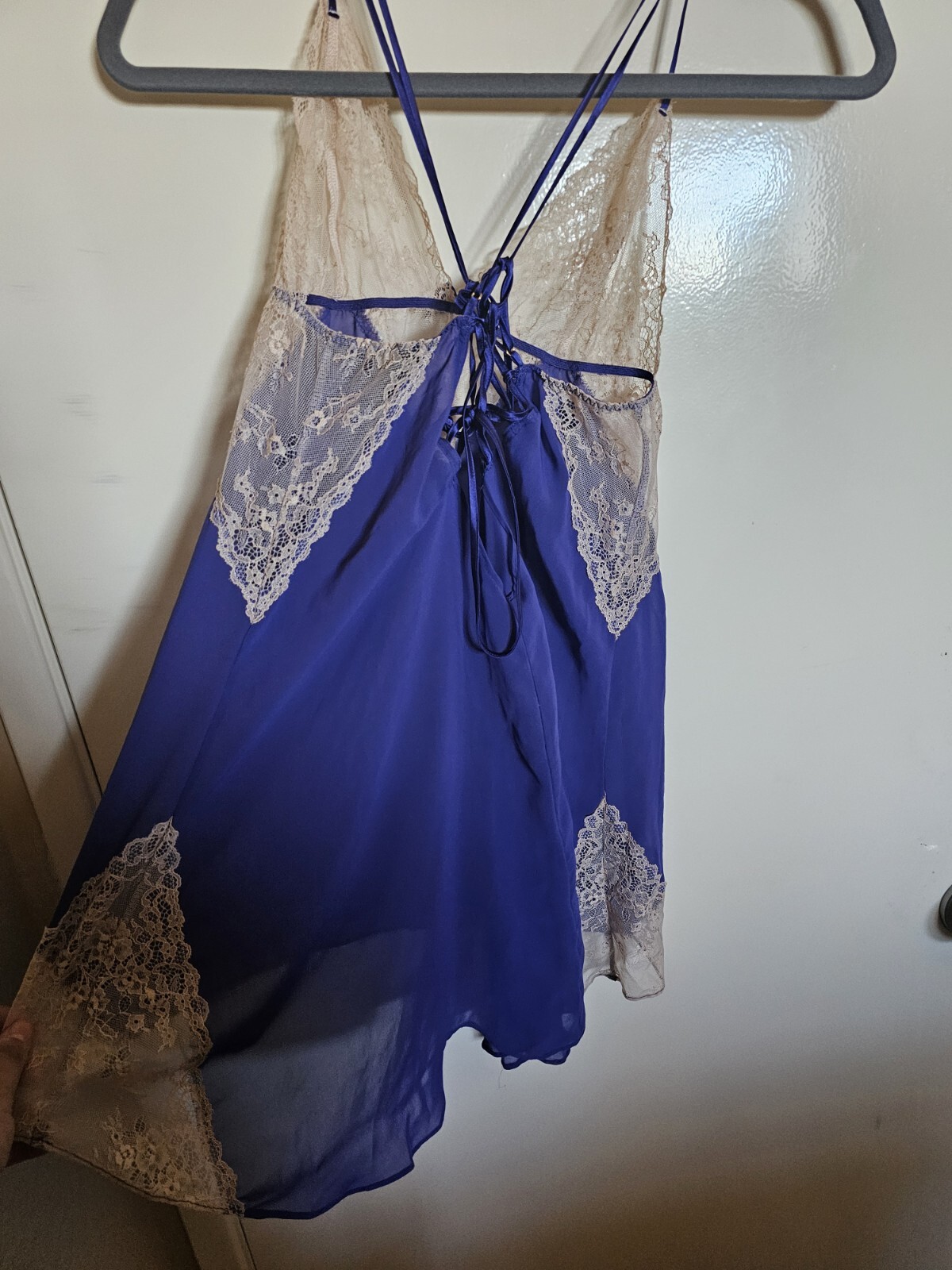 Picture 2 of 6