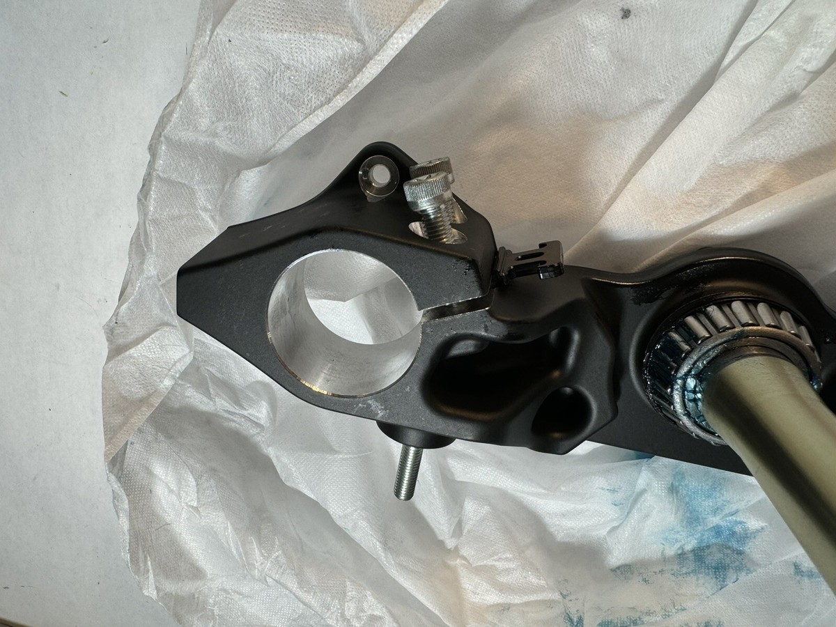 Indian Chieftain Lower Triple Tree Clamp Assembly Flat Black
