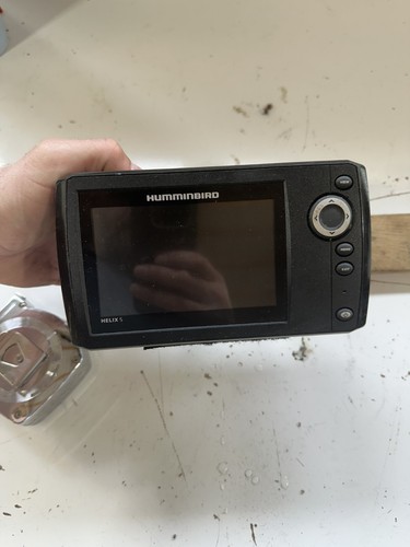 marine FRESH WATER humminbird helix 5 gps fish finder