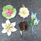 Vintage Floral Brooch Pin Lot 5pc Enamel Metal Flower Retro Costume Jewelry Set