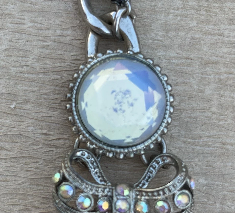 **COLLAR RARO VINTAGE BETSEY JOHNSON CUPIDO’S FLECHA DECLARACIÓN** Foto 3 de 4