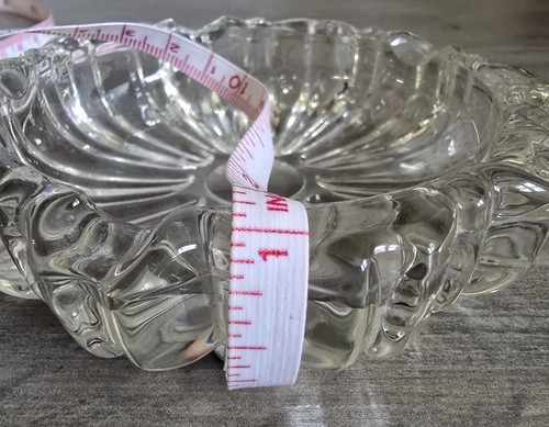 60s Clear Glass Ashtray Rounded Flower Key, Jewelry, Or Trinket Holder Dish - Picture 7 of 7