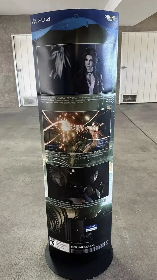 (USADO) Final Fantasy 7 Remake Promocional Standee 60x20 Foto 2 de 2
