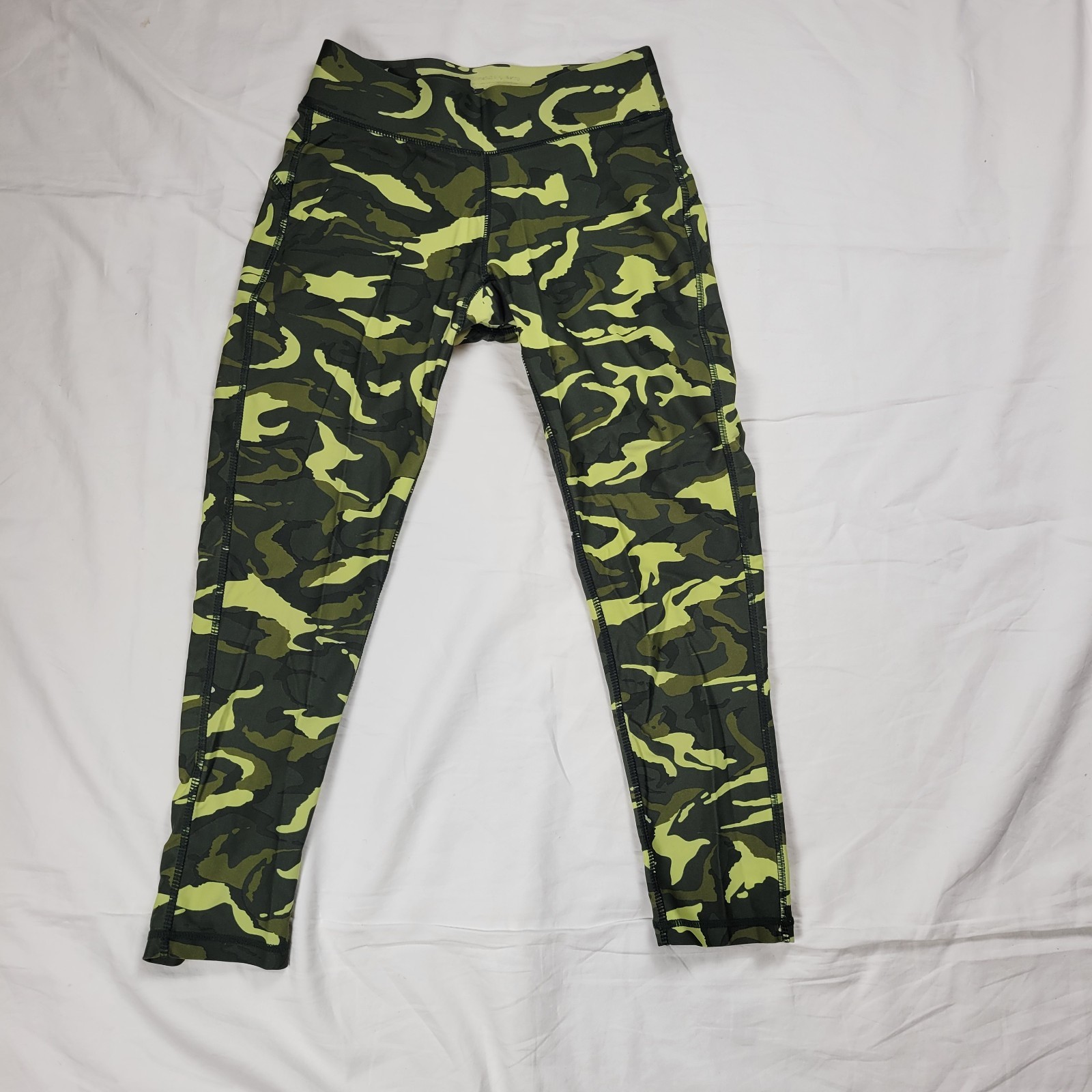 HEP Human Performance Engineering Capri Camo Prin… - image 1