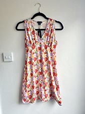 PrettyLittleThing Floral Skater Dress UK 4 BNWT White Multicolour V Neck
